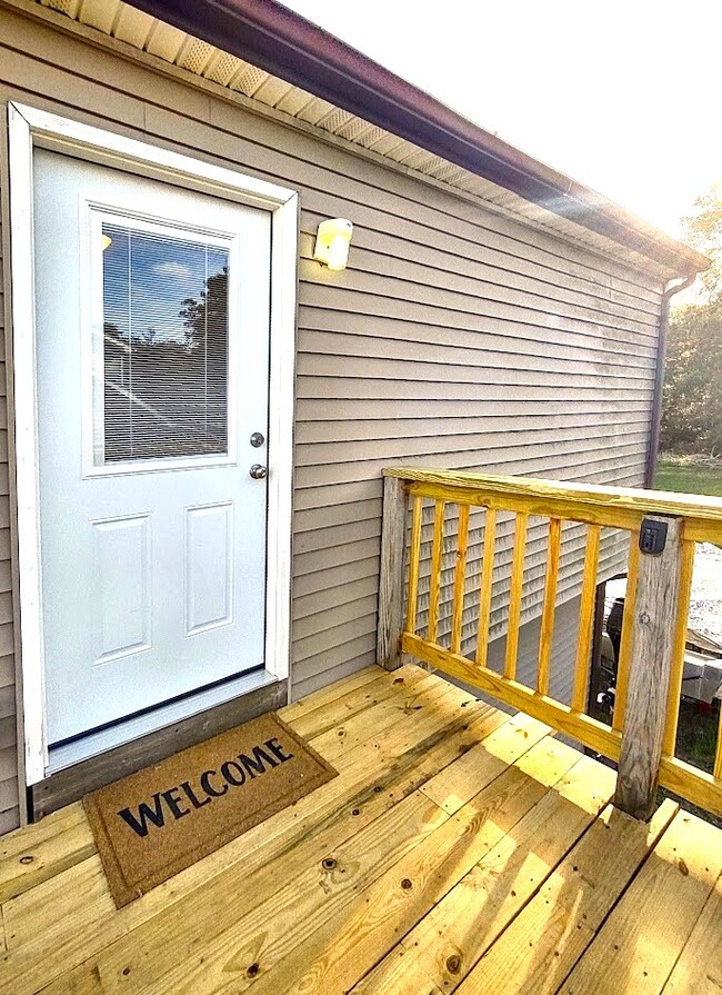 Building Photo - 2694 Jolly Rodger Dr