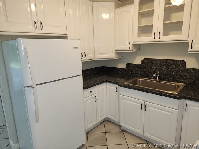Foto del edificio - 4398 SE Hamilton Ln