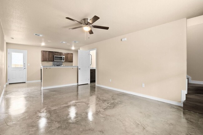 Foto del edificio - 503 Stringer St