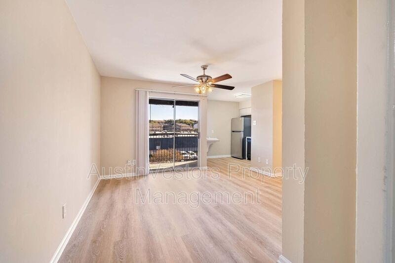 Foto principal - 1840 Burton Dr