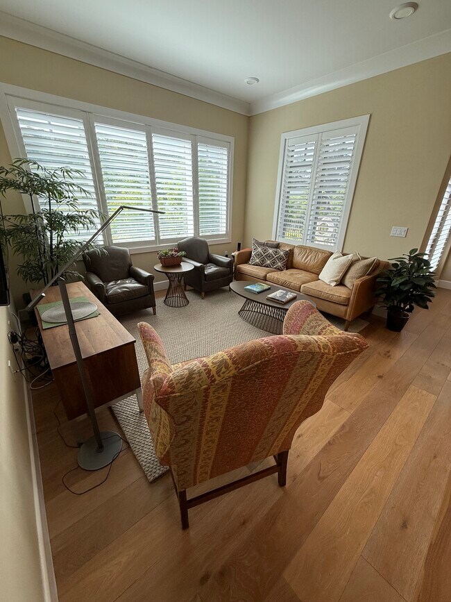 Foto del edificio - 1006 Woodbury Rd