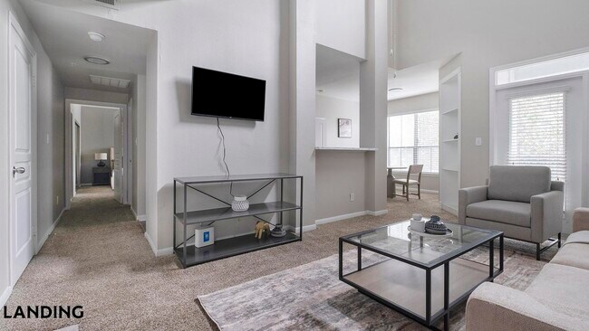 Building Photo - 2500 Woodland Park Dr