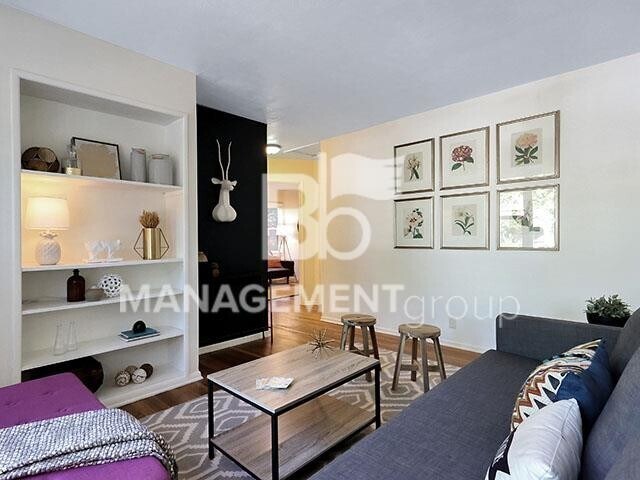 Building Photo - NW Portland Alphabet District. Light & Bri...