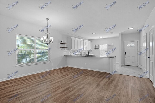 Building Photo - Lovely 3/2/2 Home in Fort Worth (76107)!