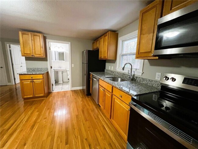 Foto del edificio - 361 Privilege St