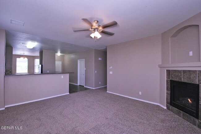 Building Photo - 5033 Lone Cactus Ct