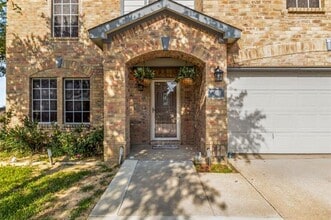 Building Photo - 4600 Leslie Ln