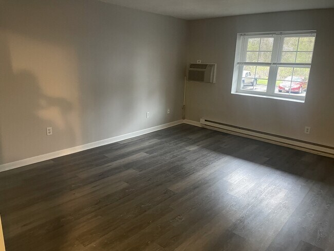 Foto del edificio - 55 Elmwood Park