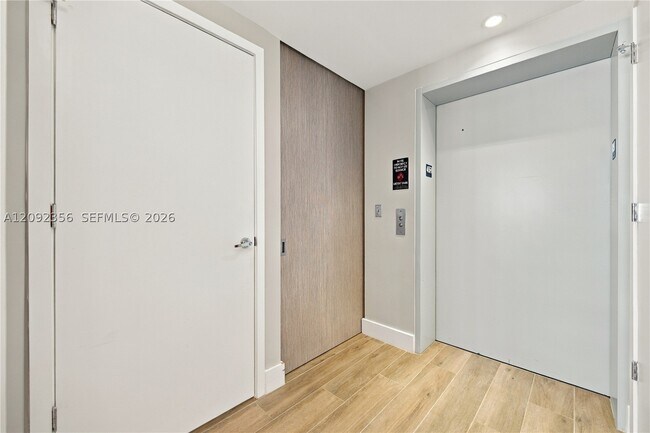 Foto del edificio - 1010 Brickell Ave