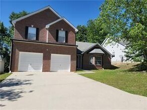 Building Photo - 1752 Spring Hill Cove