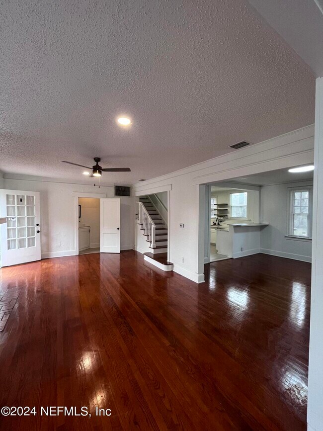 Foto del edificio - 3643 Walsh St