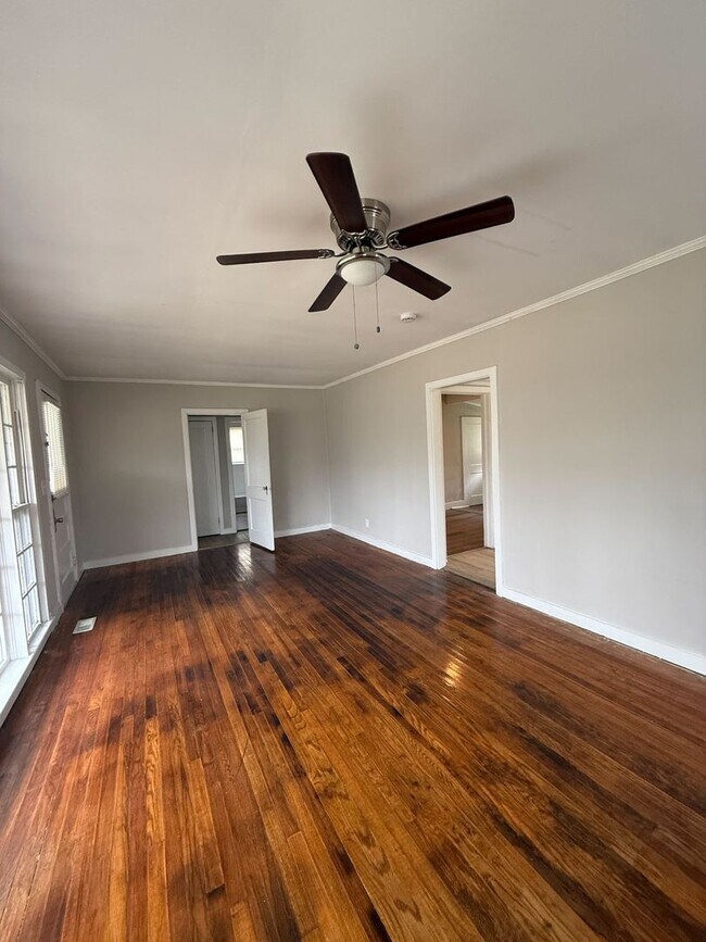 Foto del edificio - MUST SEE!!  2 Bedroom, 1 Bath  Home in Talladega!