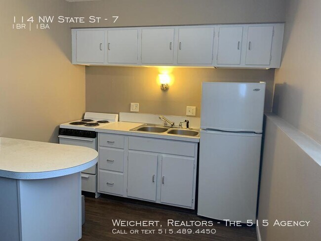 Foto del edificio - 114 NW State St