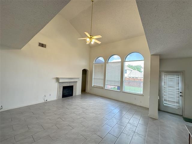 Building Photo - 504 Spicewood Dr