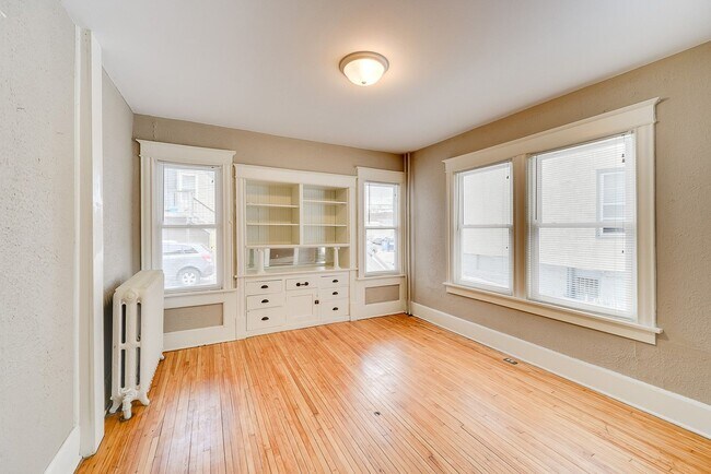 Building Photo - 2435 Blaisdell Ave