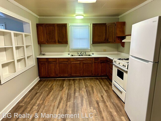 Building Photo - 3 br, 1 bath House - 106 Sylvia Street