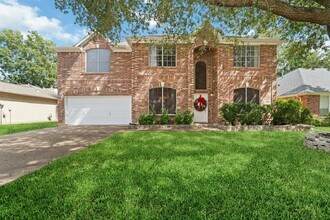 Building Photo - 5214 Bay Pines Dr