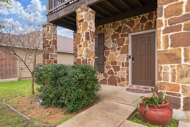 Building Photo - 3510 Penta Fields Converse TX 78109