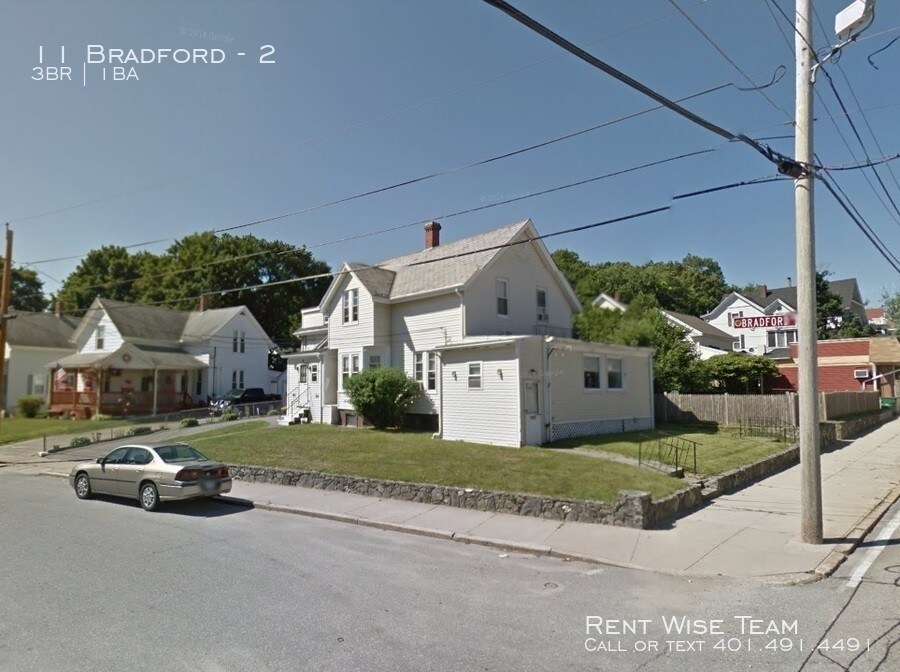 11 Bradford St Unit 2, Woonsocket, RI 02895 Apartment for Rent in