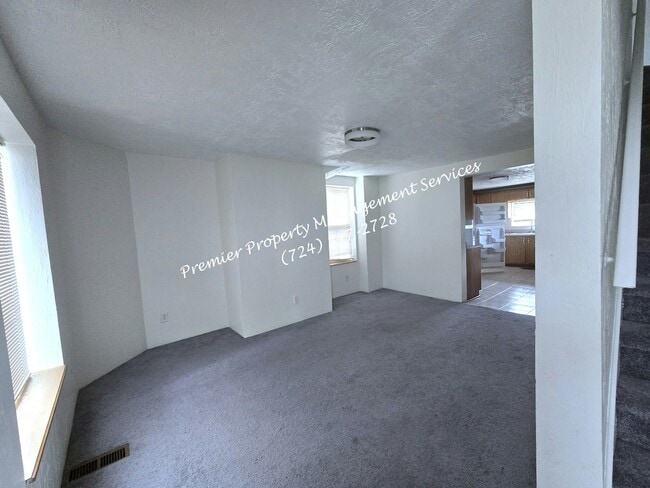 Foto del edificio - 455 E Jefferson St