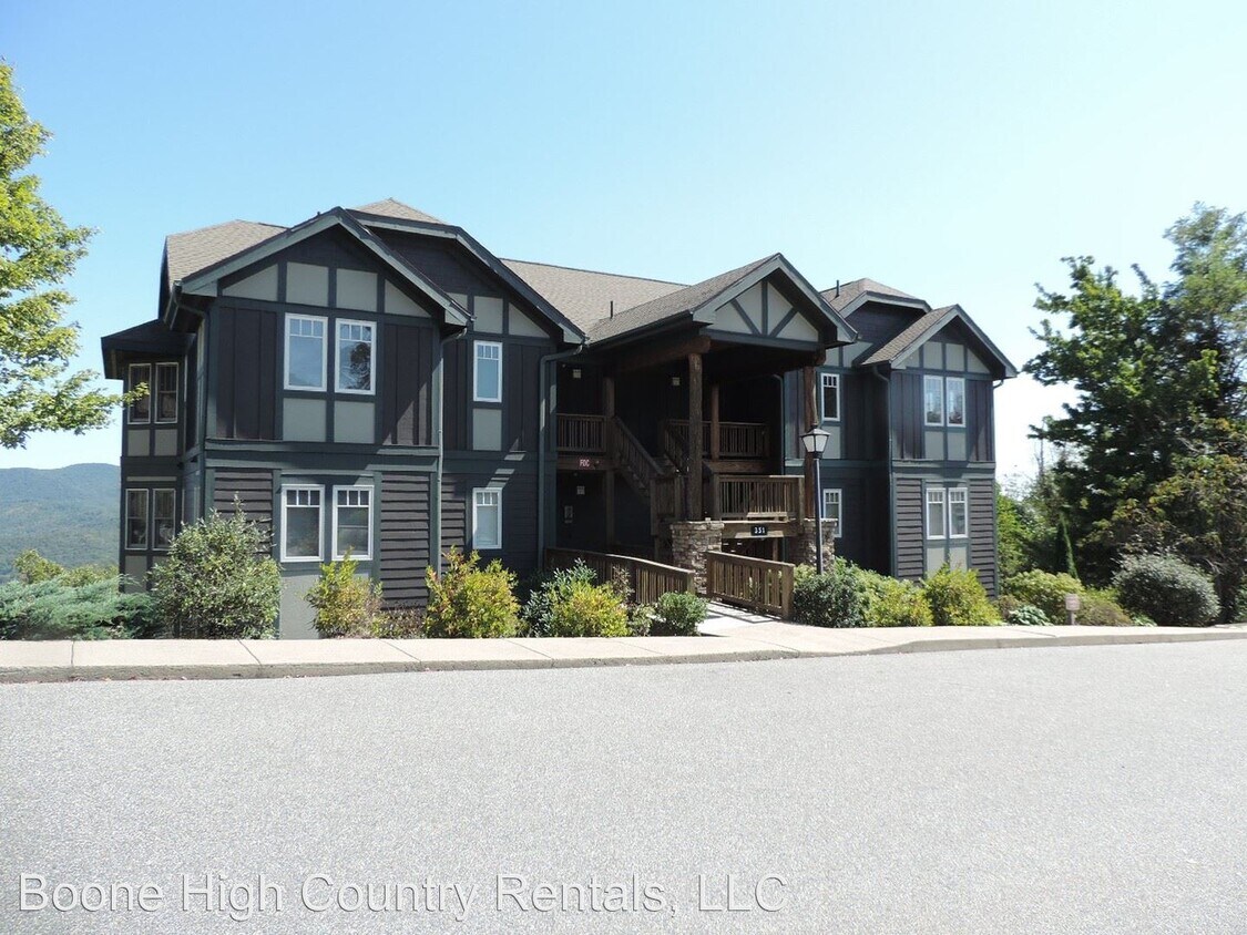 Primary Photo - 351 Indian Paintbrush Dr