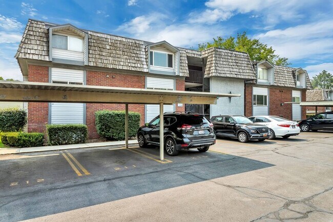 Foto del edificio - 1671 Hickory Ln