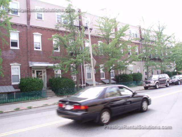 Primary Photo - 180 N Beacon St