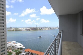 Building Photo - 335 S Biscayne Blvd