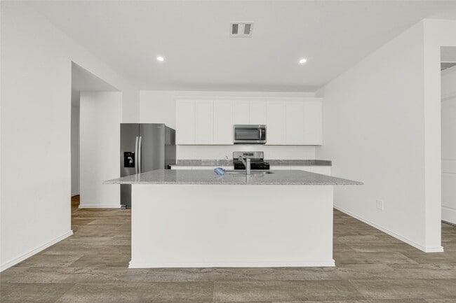 Foto del edificio - 4235 Bedwyn Bay Dr