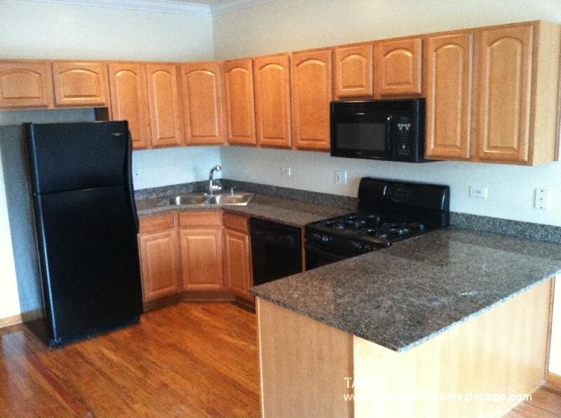 Foto principal - 901 W Belmont Ave