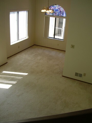 Foto del edificio - 705 W Fremont Ave