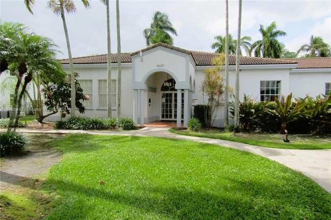 Foto del edificio - 4730 NW 97th Ct