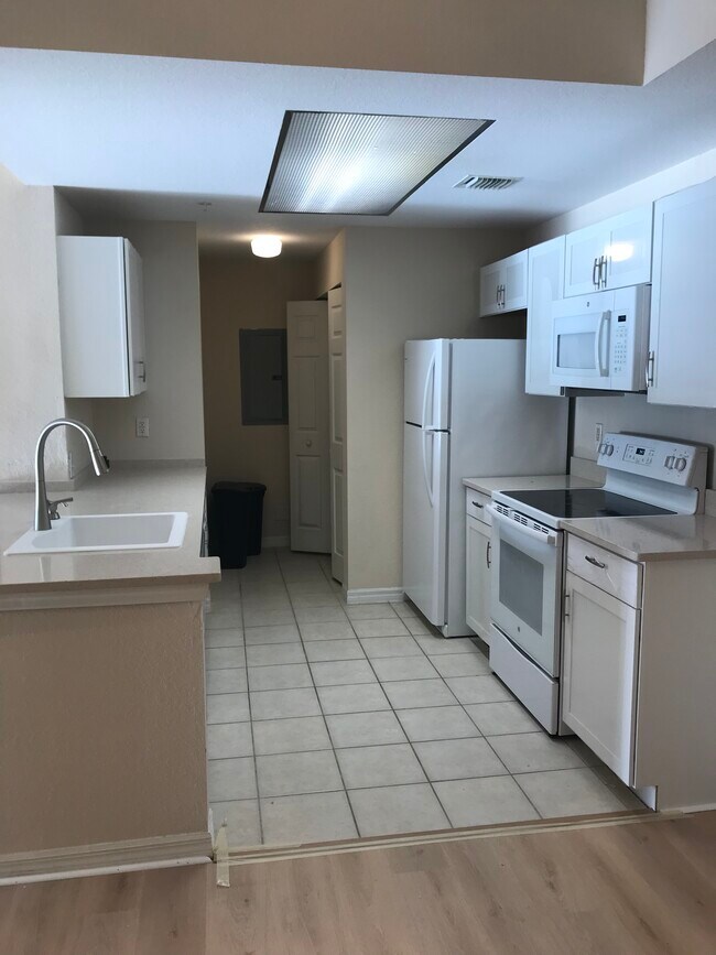 Foto del edificio - 2807 Veronia Dr