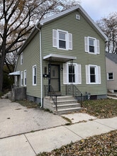 Building Photo - 5814 10th Ave