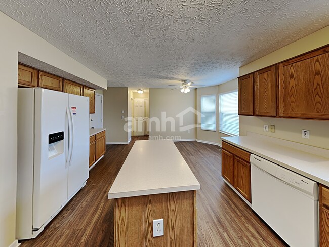 Foto del edificio - 6529 Hemmingford Dr