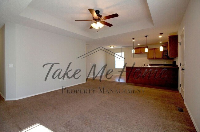 Building Photo - 3 Bedroom in Ozark School District!