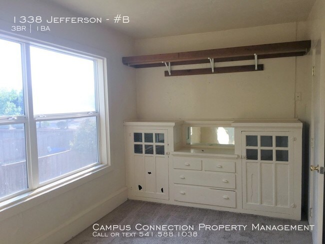 Building Photo - 1338 Jefferson St