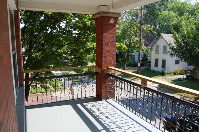 Foto del edificio - 2072 W 95th St