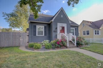 Building Photo - 835 Jones St