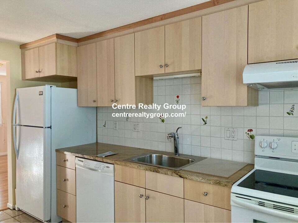 12 Cutter St Unit 1, Waltham, MA 02453 Apartments in Waltham, MA