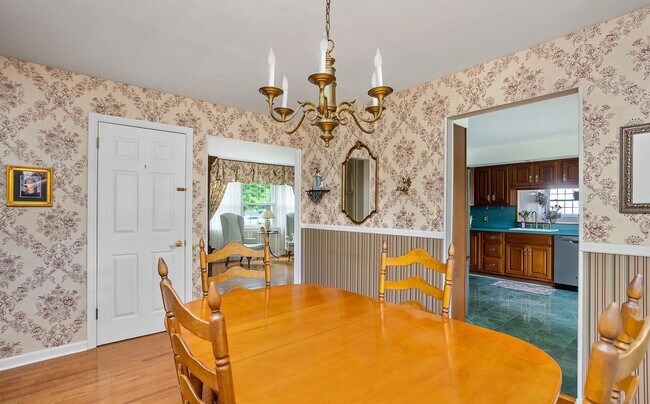Foto del edificio - 3847 Quakerbridge Rd