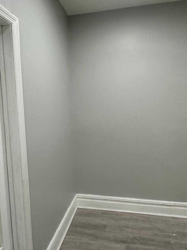 Building Photo - 19 Dodd St