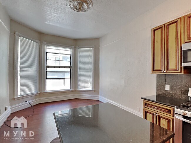 Building Photo - 629 18th St