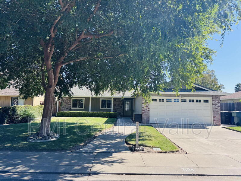 Foto principal - 2104 Graywood Ct