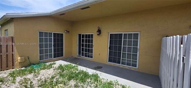 Foto del edificio - 21210 NE 9th Pl