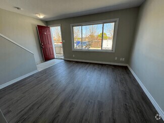Building Photo - CONTINENTAL TOWNHOMES