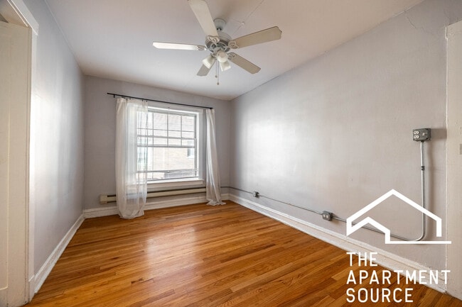 Foto del edificio - 3257 W Wrightwood Ave