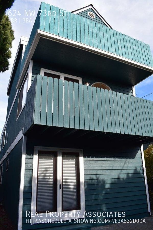 Building Photo - Single Family Home in Whittier Heights