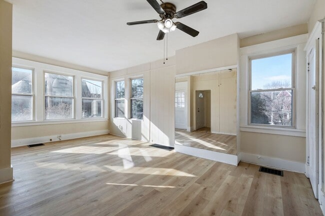 Building Photo - 113 Johnston Ave