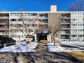 Building Photo - 4415 Briarwood Ct N